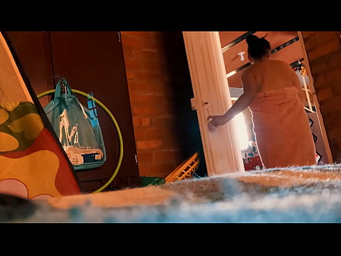 ❤️ Unchiul meu mă urmărește până la duș și mă fute în timp ce fac duș. ❤❌  at us ro.pornolymp.ru ❌